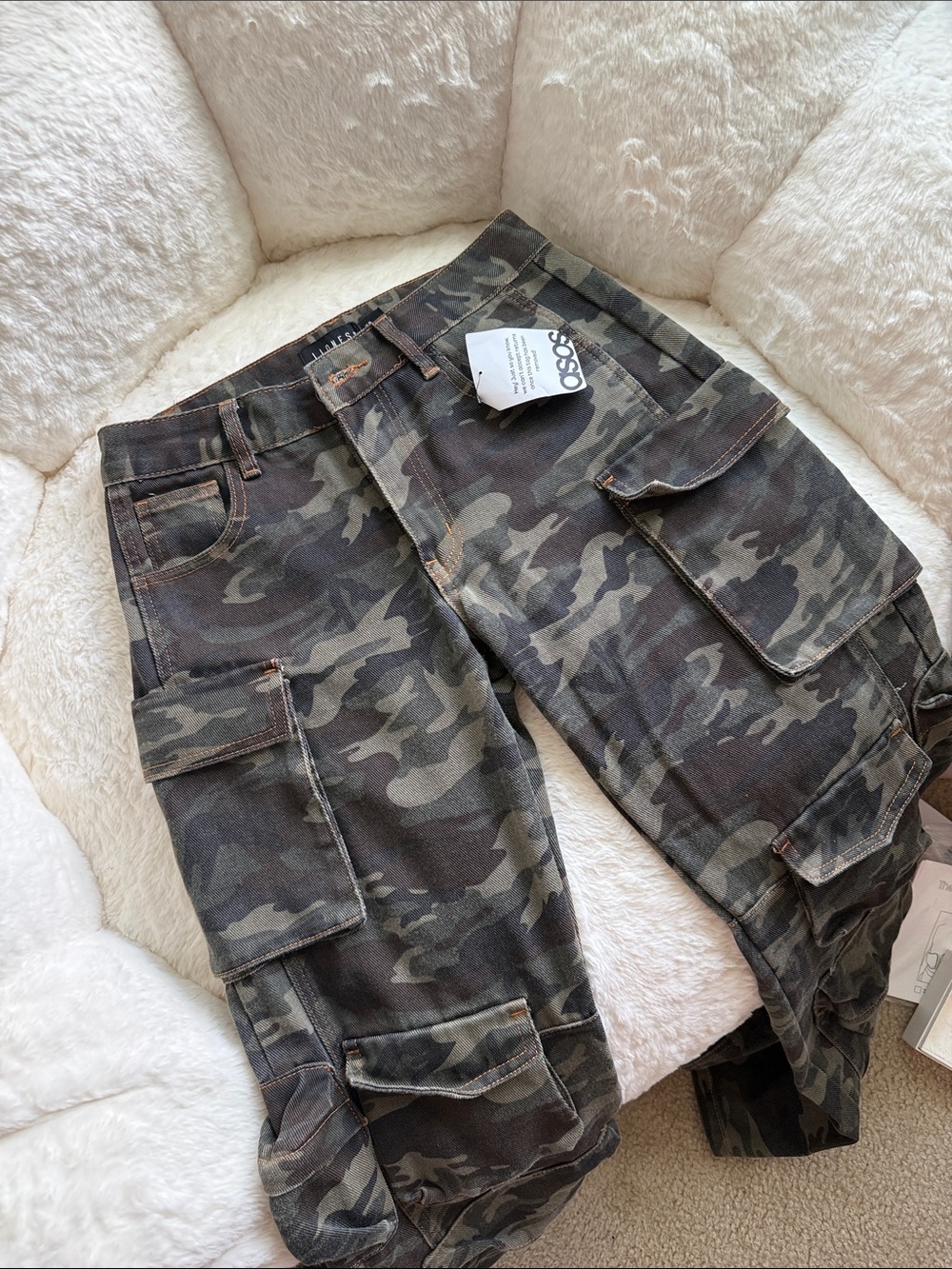 Lioness Sweetness Jeans cargo camo pants green khaki olive tan - Picture 10 of 13